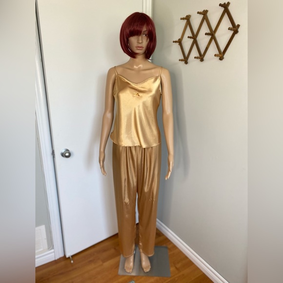 Kasara Lingerie PJ Set - Picture 3 of 16